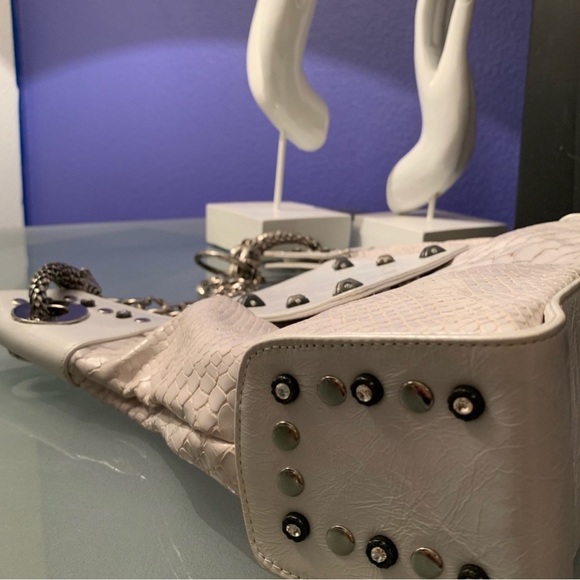 Michelle Monroe Leather Snakeskin Shoulder Bag - Picture 2 of 6